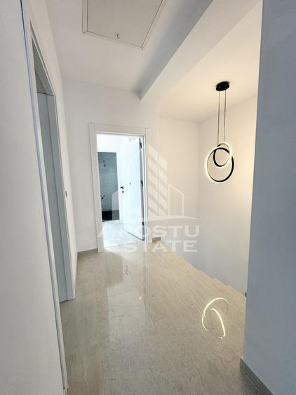 Duplex cu 5 camere si 3 bai, complet finalizat, disponibil imediat.