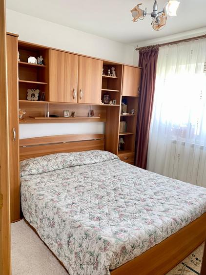 Apartament 2 camere complet renovat zona Liceului Economic