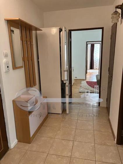 Apartament 3 camere, Pod Ros, aer conditionat, doua balcoane
