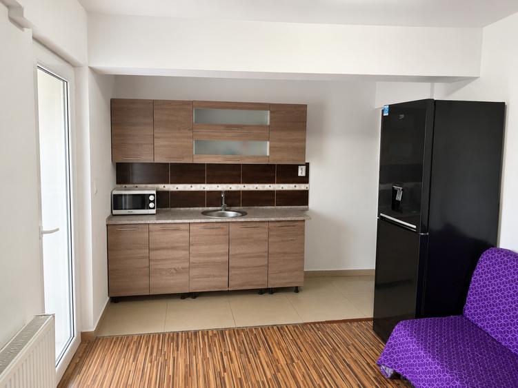 3 camere mansarda Piata Resita