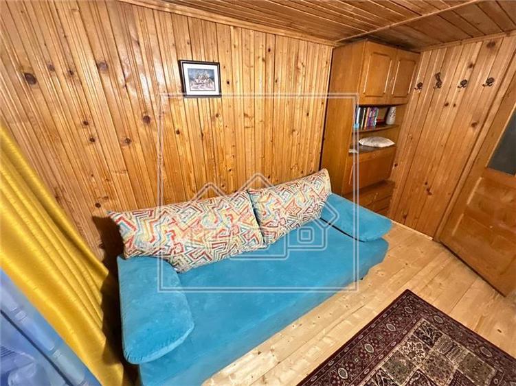 Casa de vacanta in Cartisoara, Transfagarasan - teren 971 mp, 8 camere