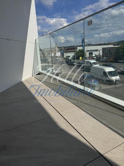 Apartament de vanzare 2 camere, 61 mp zona Calea Baciului