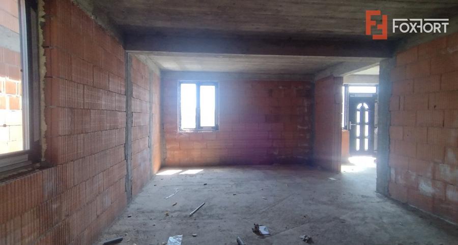 COMISION 0% Duplex la Rosu, 330 mp utili, asfalt, Sacalaz