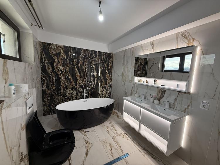 Vila Delux P+1 cu terasă și garaj + teren intravilan 783mp