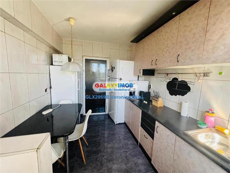 Apartament 3 camere de inchiriat , loc de parcare , fara lift - Titan