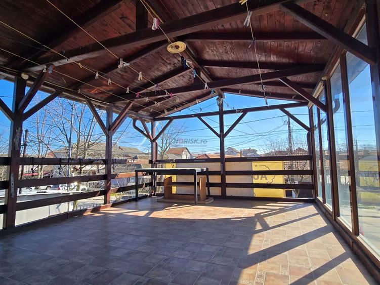 Casă 2 Mai | 6 dormitoare - băi proprii | 685 MP Teren
