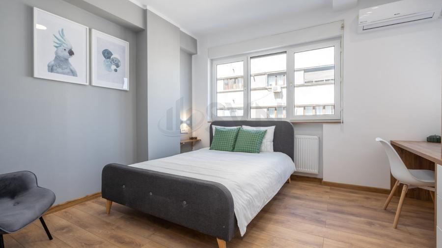 REA1028818 Duplex l 6 Camere l Piata Universitatii