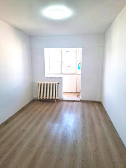 Apartament 3 camere decomandat  Locație excelentă între Metrou Obor și Iancului
