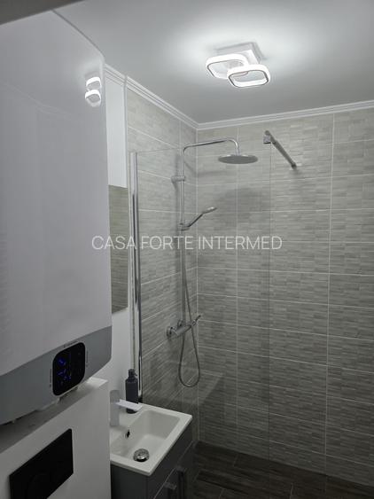 Apartament 2 camere, Piata Ovidiu 400 EUR