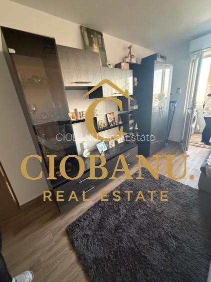 Apartament 2 camere renovat de vanzare Et. 10/10 zona Craiovita Noua - 2
