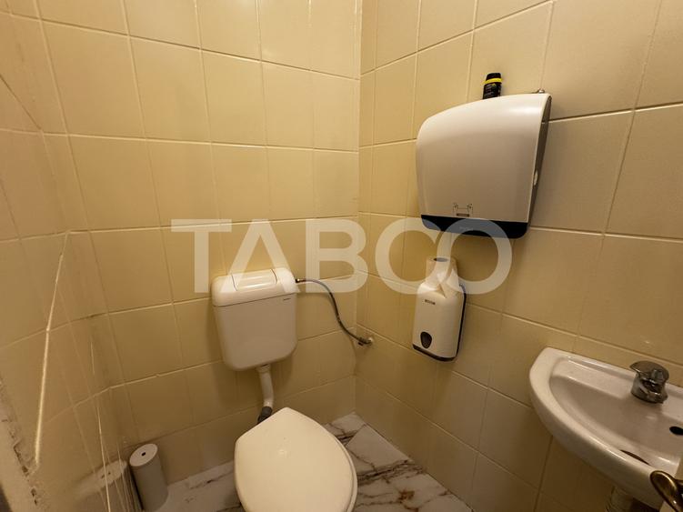 Spatiu de inchiriat zona pietonala 133 mpu 5 camere Centrul Istoric