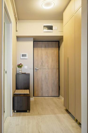 Garsoniera Designer Hils Republica 10 Min Metrou | Prima Inchiriere