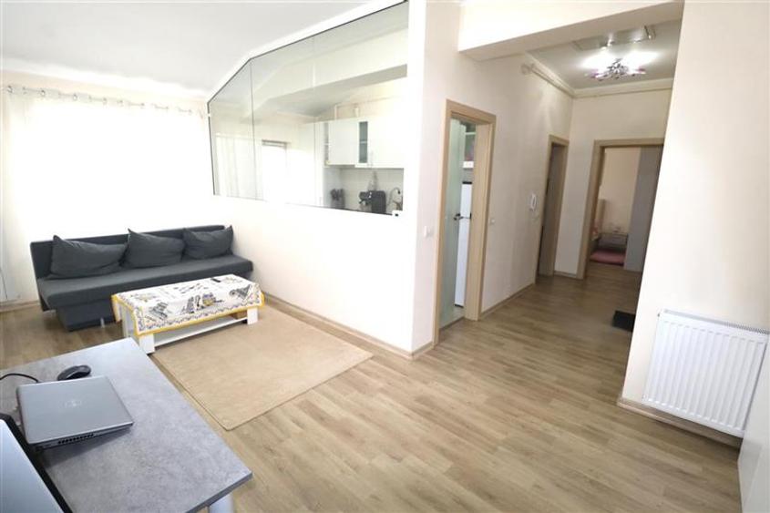 Apartament 2 camere, centrala proprie, Giroc