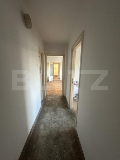 Apartament 4 camere, 79 mp utili, zona Micro 16