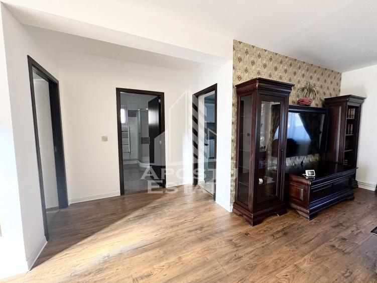 Casa individuala cu 5 camere si 3 bai mobilata in Giroc la asfalt