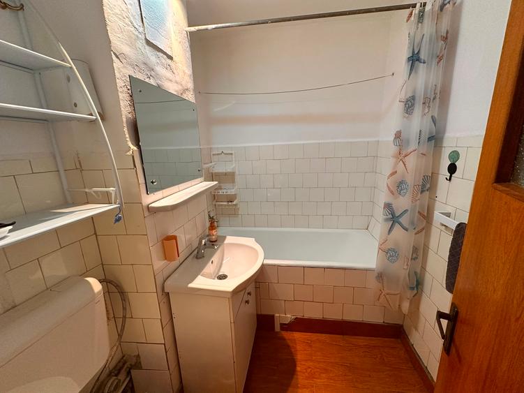 Doua camere decomandat Mihai Bravu VAV Victor BAbes