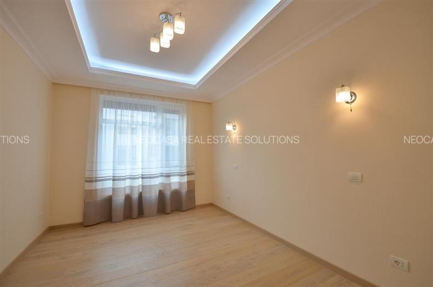APARTAMENT 4 CAMERE, MOBILAT, CU VEDERE CATRE LACUL TEI - 12