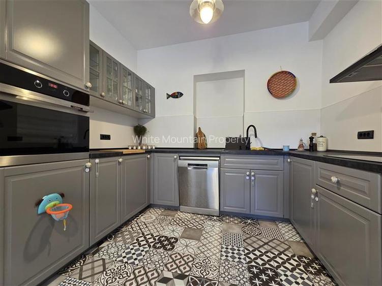 Apartament deosebit la casa str. De Mijloc - 30