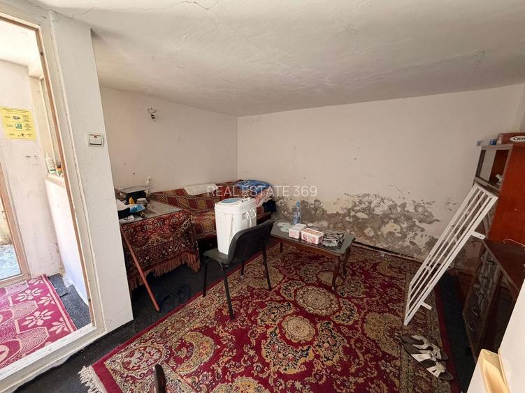URGENT!,  TEREN IN PROPRIETATE, DESCHIDERE LA 2 STRAZI, NEGOCIABIL - 10