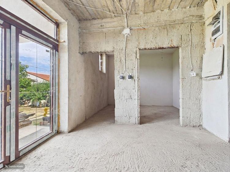 Clădire 850 mp, Czaran Gyula, 8 parcări
