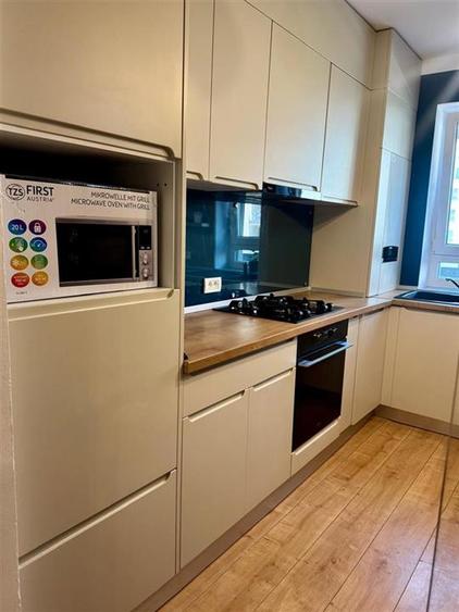 Apartament doua camere Pietonal Coresi Avantgarden ( Kasper )