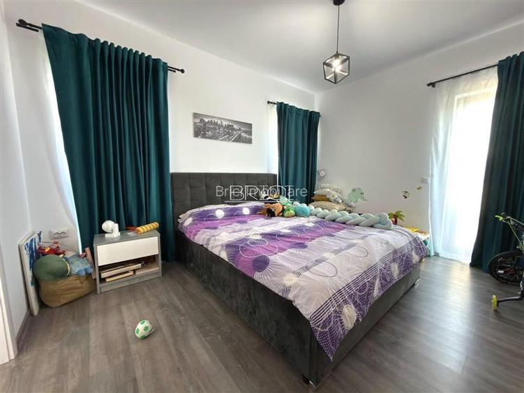 Casa, 90mp, 3 camere, 3 bai, cu Garaj si Curte - 8