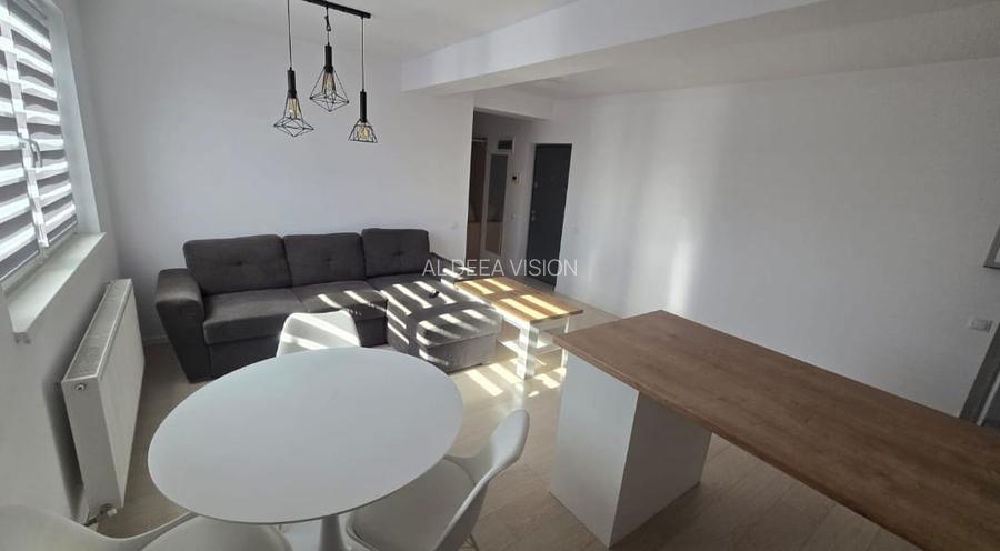 Apartament 4 camere de închiriat, Între Lacuri, zona Iulius Mall