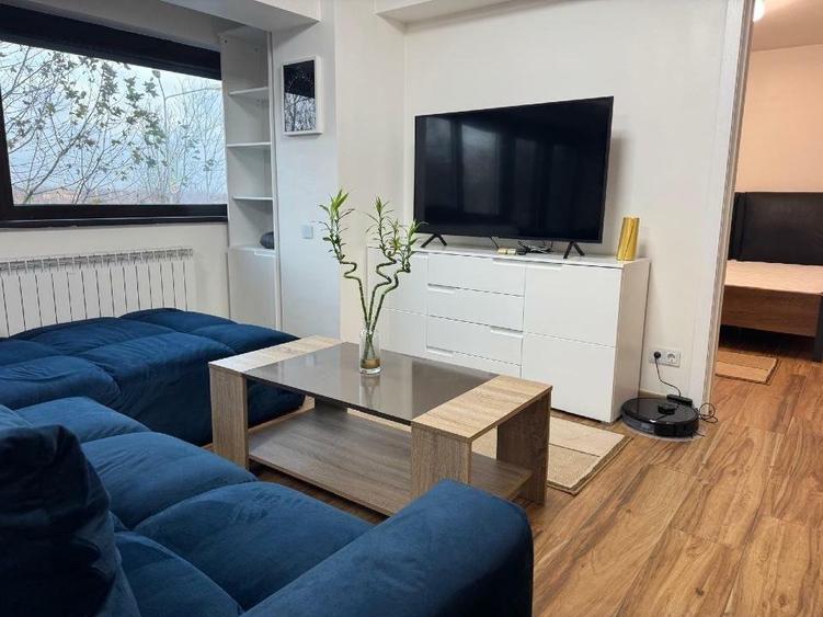 Oferta rara!Apartament premium 2 camere, nou, langa policlinica Enayati, parcare