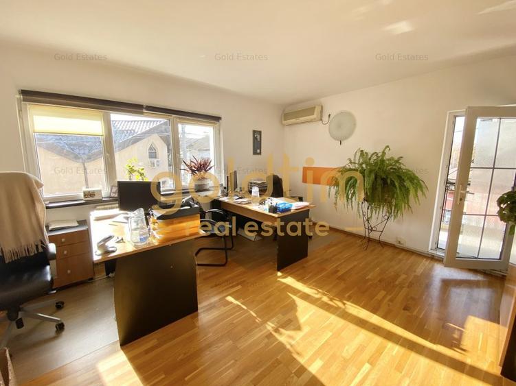VILA SUPERBA 7 CAMERE, 330MP, D+P+2+M, PTA. DOMENII-STRADAL,2004/BIROURI-CLINICA