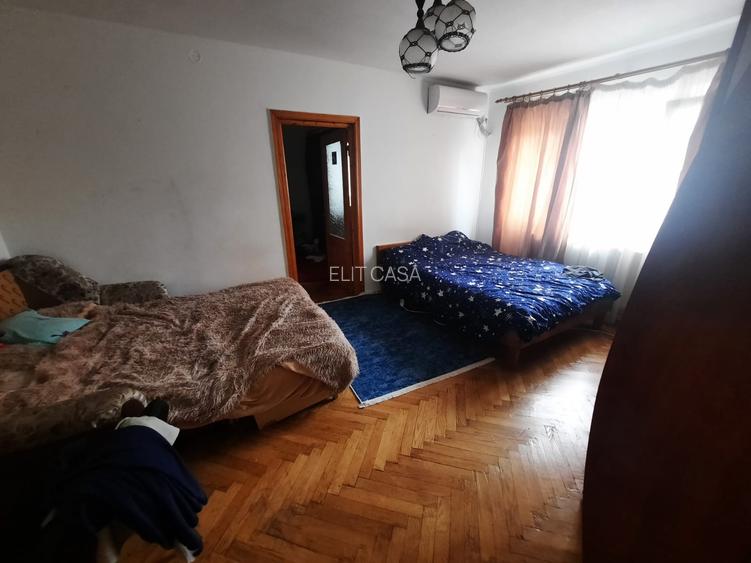 Apartament cu 2 camere, etajul 1/4, zona Podu Ros - 2