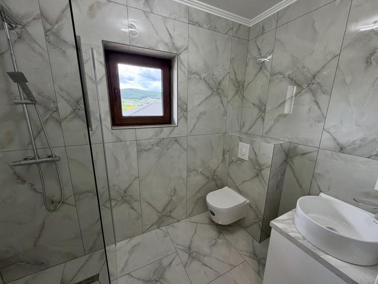 Casă Exclusivistă | 4 Camere | Teren 470 mp | Zona Micesti