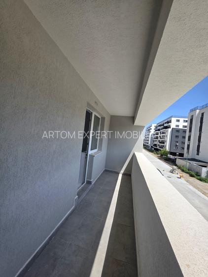 Apartament 2 camere de vanzare Platinum Residence sector 4 - 10