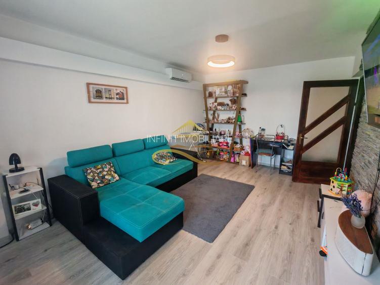 Vând apartament cu 3 camere decomandate in centrul orașului Bacau - 15