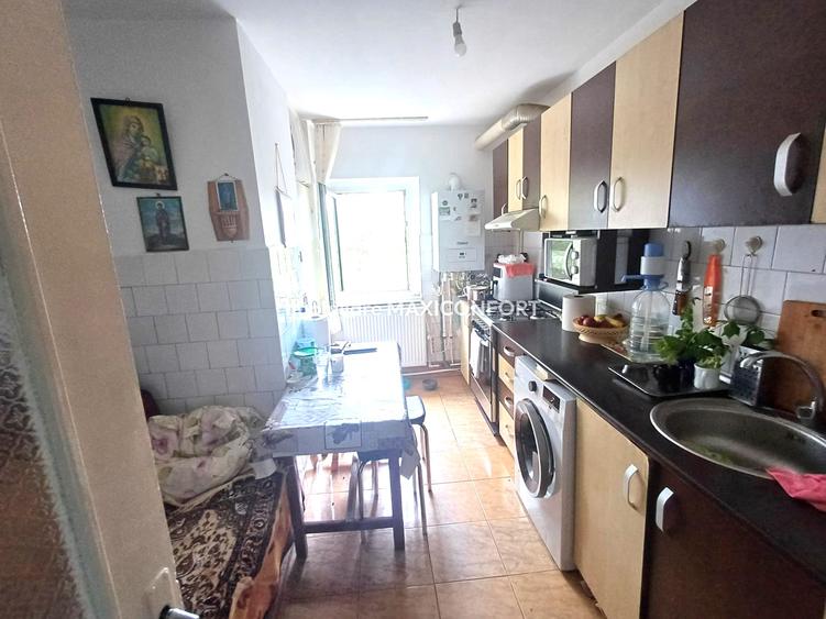 Apartament 3 camere, Calarasi IV-Imobiliare MAXICONFORT