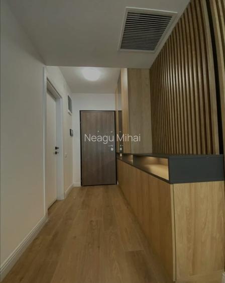 Apartament 3 camere de vanzare