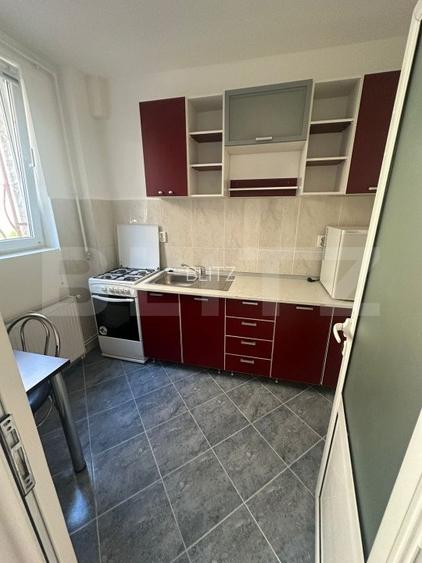 Spatiu Comercial,170 mp, zona UMF - 10