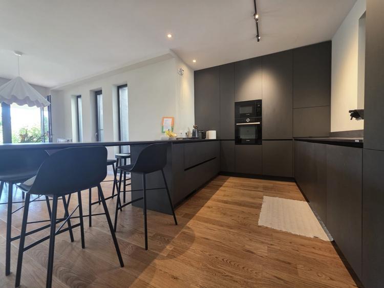 SUPER OFERTA! PIPERA VILA ELEGANTA IN COMPLEX FINISAJE LUX