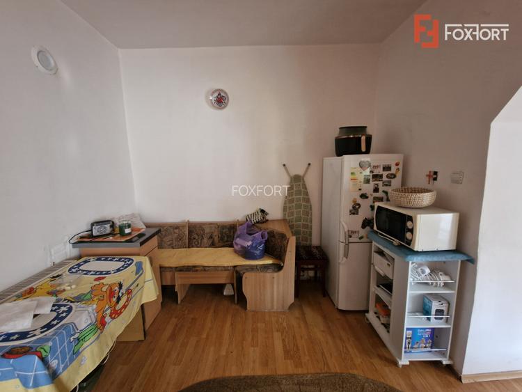 Casa individuala de vanzare cu 4 camere si teren de 800 mp - Recas - 18