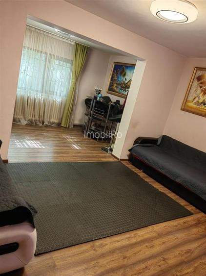 Apartament 3 camere Podu de Piatra