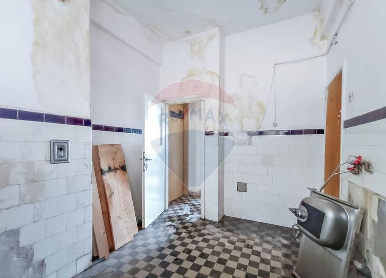 Vanzare Apartament 3 Camere, 2 Balcoane+2 Boxe, Universitate-P. Romana