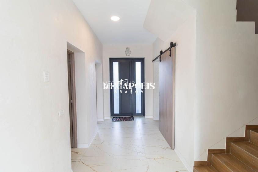 Casă tip duplex de vânzare | 5 camere | 135 mp utili | teren 430 mp - 14