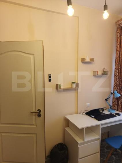 Casa de vanzare, cu 5 camere, 120 mp utili, teren 240 mp, zona UMF