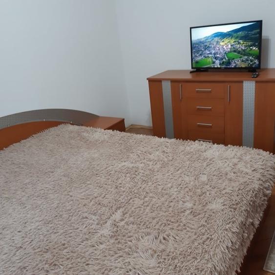 Inchiriez apartament 2 camere la 3 minute de metrou Stefan cel Mare