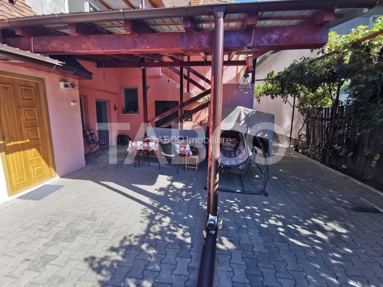 Casa individuala cu 5 camere si 687 mp teren in zona Lazaret