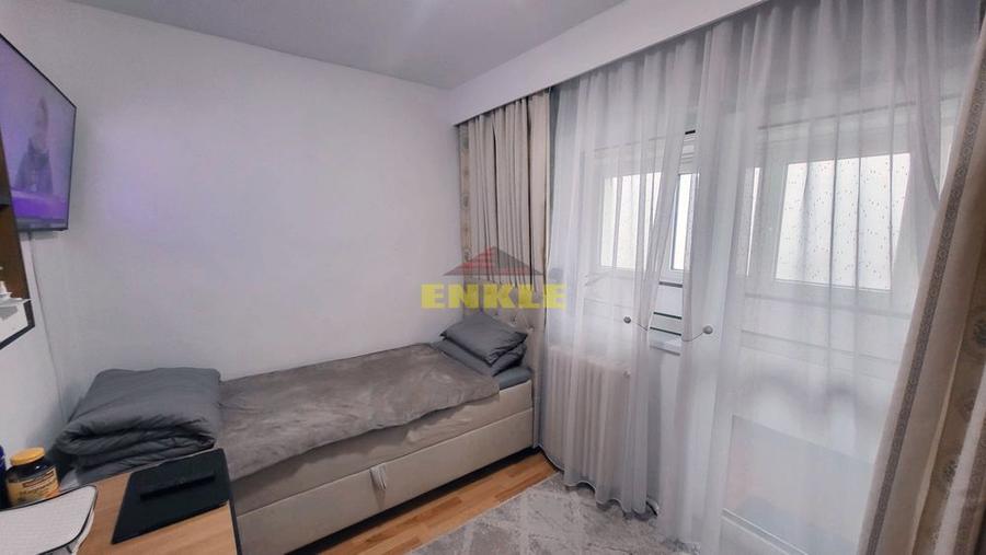 Apartament 4 camere, 84 mp, 2 băi, 2 balcoane, loc parcare+ boxa