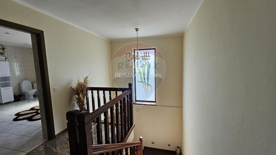 Casă / Vilă cu 6 camere de vânzare in Hânțești, Suceava - 10