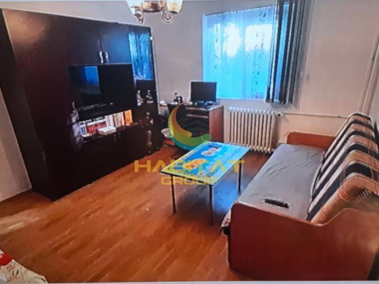 Brancoveanu Strand Semenic vanzare 2 cam mobilat bloc izolat
