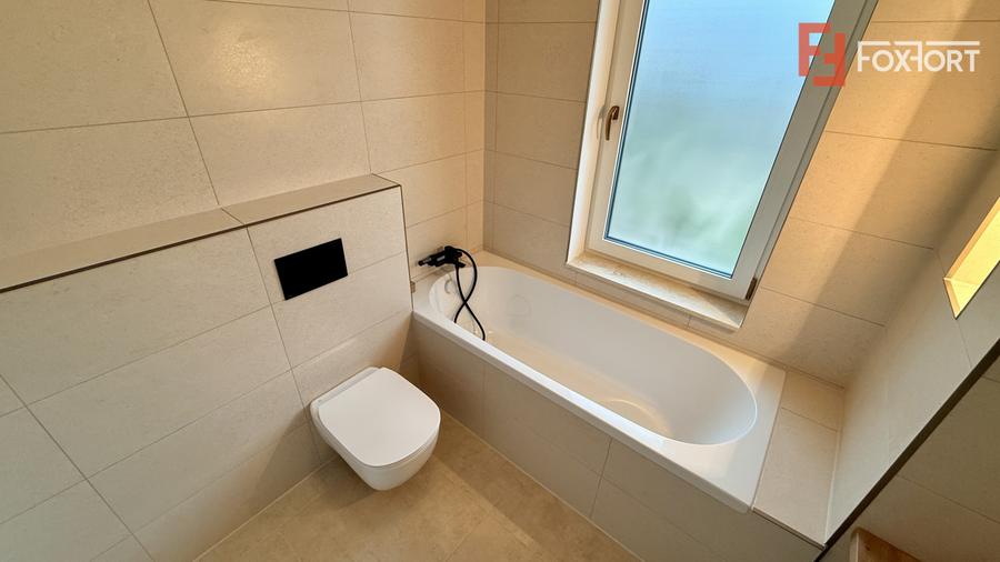Duplex cu 3 camere si teren de 322 mp, toate utilitatile zona Mosnita Noua