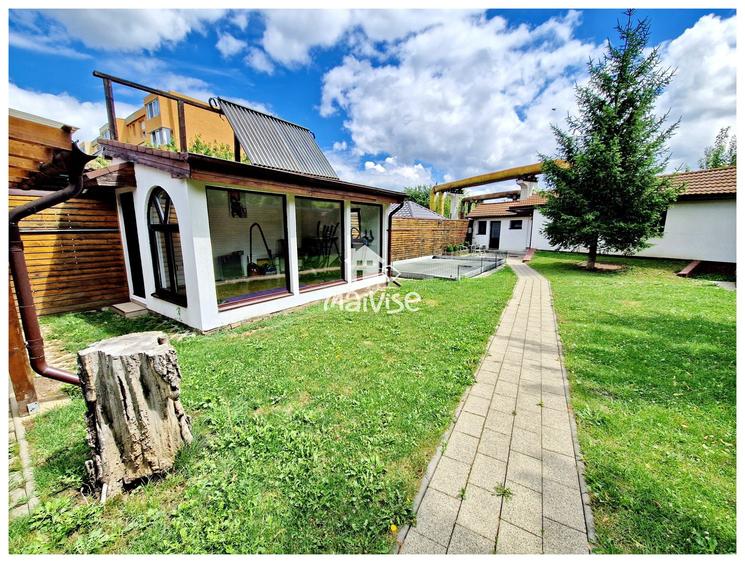 Casa cu teren 670 mp, zona linistita I Brasov