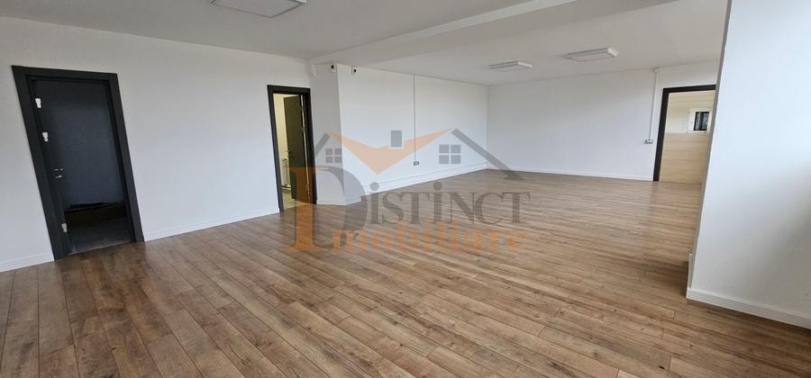 Inchiriere spatiu de birouri, 630 mp util, parcare, zona Tractorul